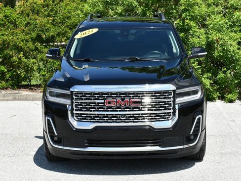 Used 2021 GMC Acadia Denali w/ Denali Technology Package FWD image 9