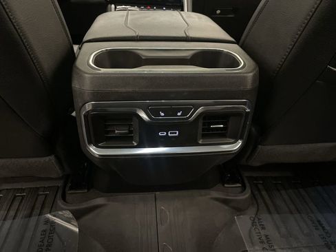 Used 2025 GMC Sierra 1500 Denali AWD/4WD image 16