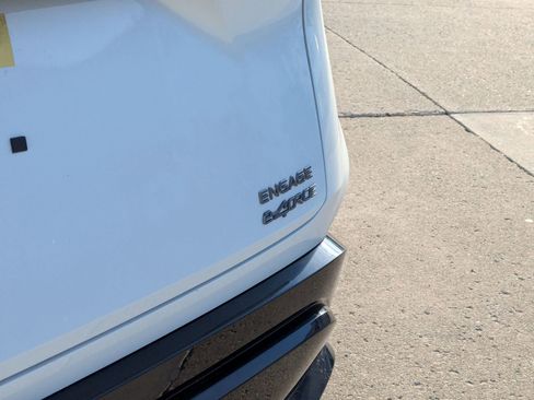 Used 2023 Nissan Ariya AWD image 35