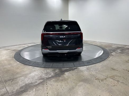 New 2026 Kia Carnival image 6