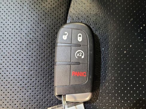 Used 2019 Dodge Journey GT AWD/4WD image 32