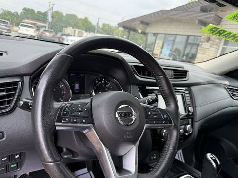 Used 2020 Nissan Rogue SL w/ Premium Package FWD image 14