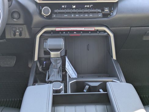 New 2026 Toyota Tundra SR5 AWD/4WD image 20