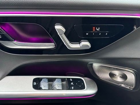 Certified 2025 Mercedes-Benz GLC 300 4MATIC image 24