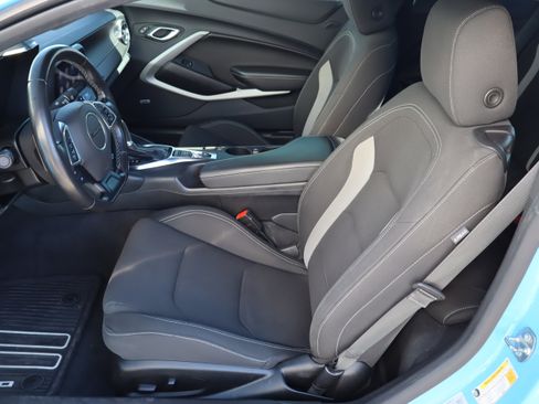 Used 2022 Chevrolet Camaro LT w/ RS Package image 14