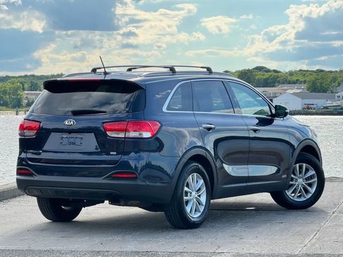 Used 2016 Kia Sorento AWD image 7