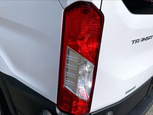 Used 2024 Ford Transit 350 XLT image 27