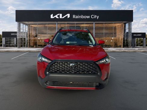 Used 2023 Toyota Corolla Cross LE FWD image 2