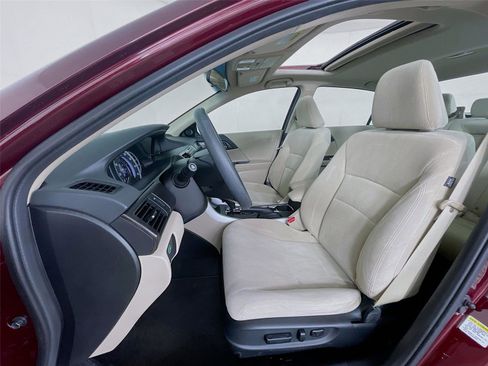 Used 2013 Honda Accord EX image 24