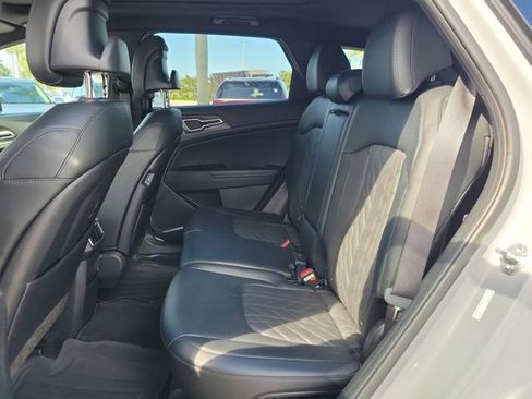 Certified 2024 Kia Sportage X-Line w/ X-Line Premium Package AWD/4WD image 9