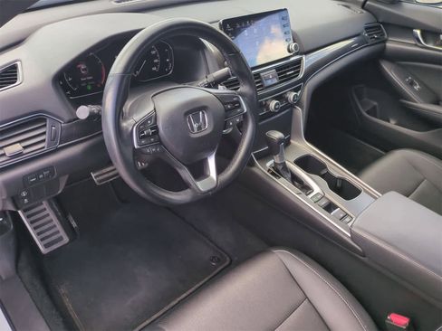 Used 2021 Honda Accord Sport image 10