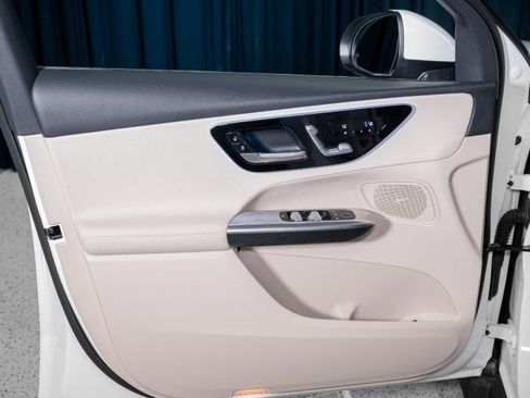 Certified 2026 Mercedes-Benz GLC 300 image 11
