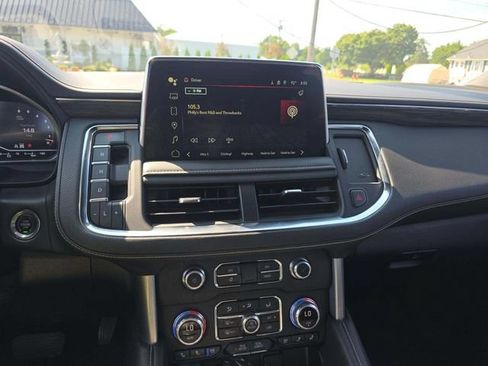 Used 2025 Chevrolet Traverse LT AWD/4WD image 7