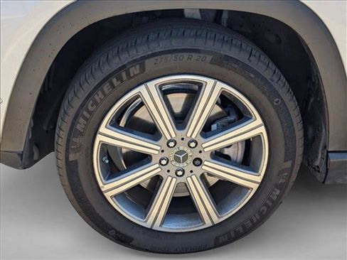 Used 2020 Mercedes-Benz GLS 450 4MATIC image 23