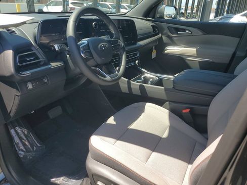 New 2026 Chevrolet Traverse LT w/ Midnight/Sport Edition FWD image 20