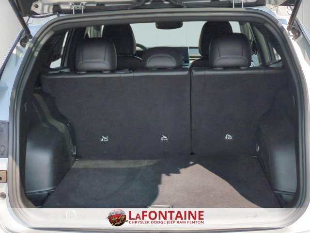 Used 2025 Jeep Compass Limited AWD/4WD image 28