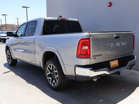Used 2025 RAM 1500 Laramie AWD/4WD image 3