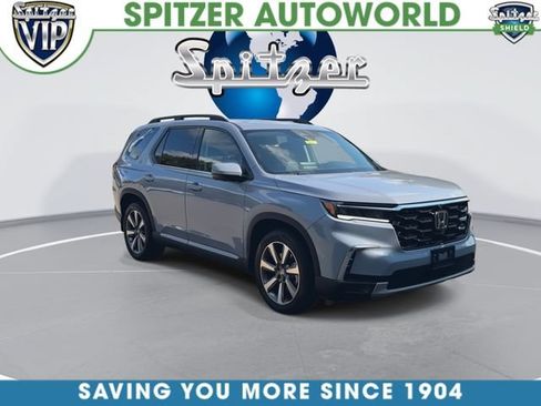 Used 2025 Honda Pilot Elite image 2