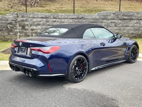 Used 2022 BMW M4 xDrive Competition image 17