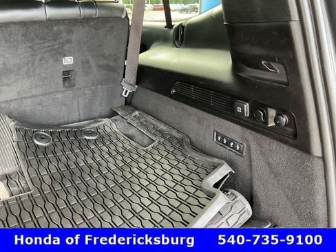 Used 2024 Jeep Grand Wagoneer L Series II w/ Quick Order Packagew 28T AWD/4WD image 24