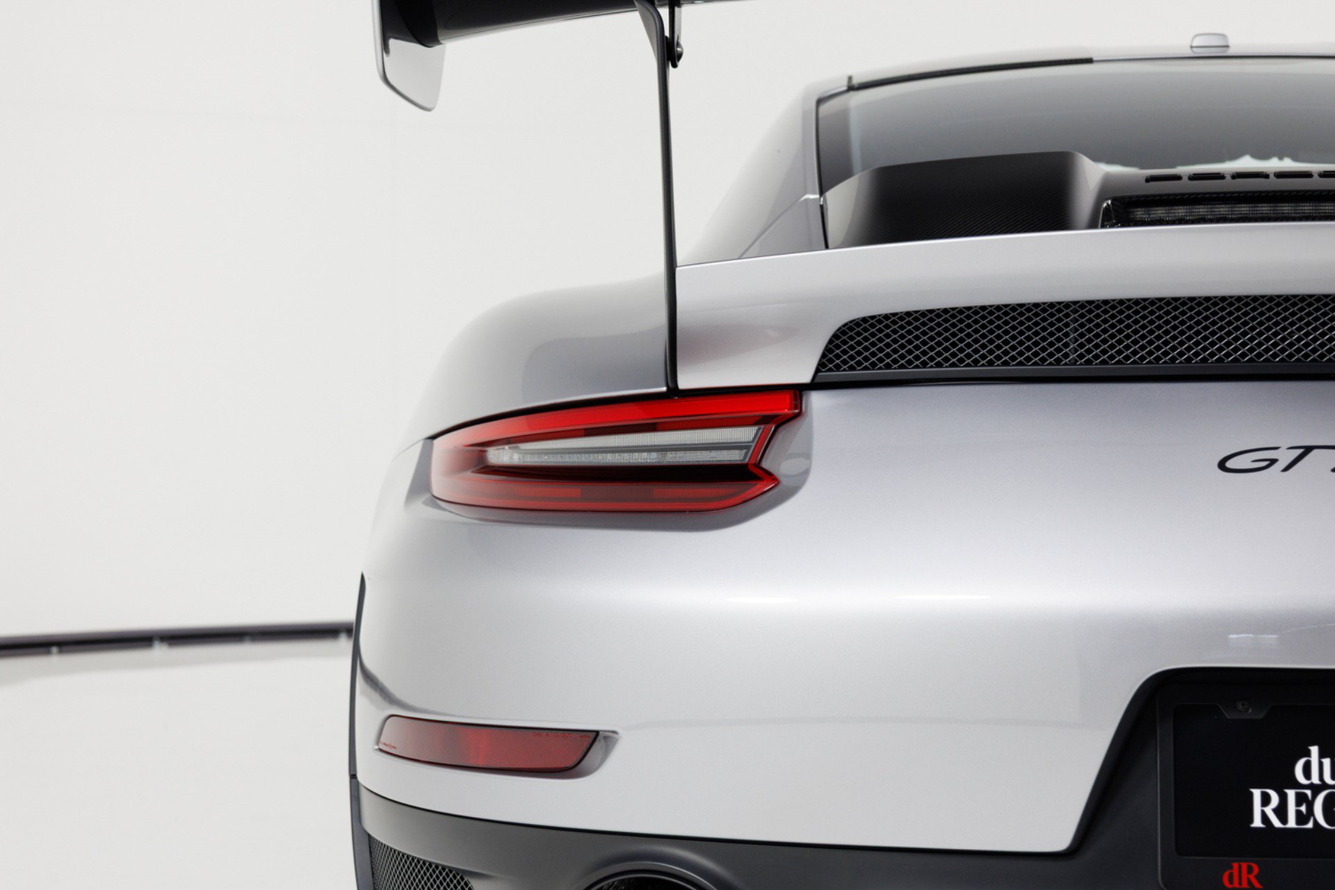 Used 2018 Porsche 911 GT2 RS RWD image 80