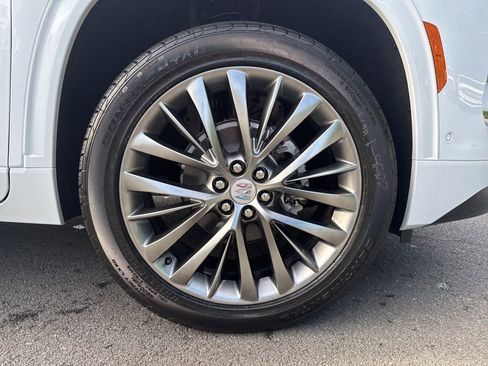 New 2026 Buick Enclave Avenir w/ Super Cruise Package AWD/4WD image 9