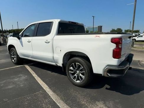 Used 2024 Chevrolet Silverado 1500 LT AWD/4WD image 6