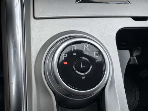 Used 2023 Ford Explorer Platinum w/ Technology Package image 35