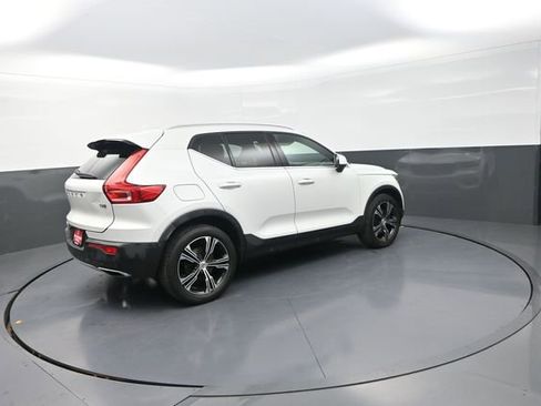 Used 2020 Volvo XC40 T4 Inscription w/ Protection Package Premier FWD image 10