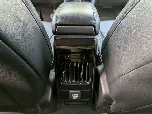 Used 2025 Jeep Compass Limited AWD/4WD image 14
