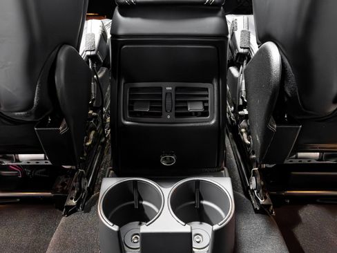 Used 2015 Mercedes-Benz G 63 AMG G 63 AMG 4MATIC image 24