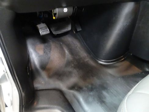 Used 2019 Chevrolet Express 2500 Extended w/ Driver Convenience Package image 26