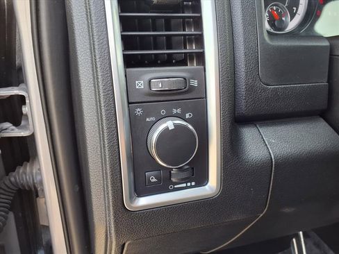 Used 2024 RAM 1500 Classic Warlock image 22