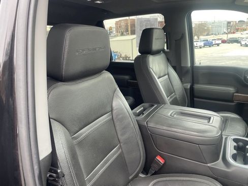 Used 2022 GMC Sierra 2500 Denali w/ Denali Black Diamond Edition image 37
