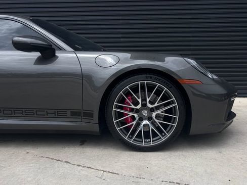 Certified 2024 Porsche 911 Carrera S RWD image 11