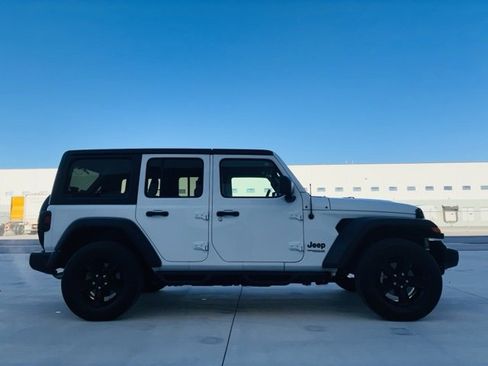Used 2022 Jeep Wrangler Unlimited Sport image 6