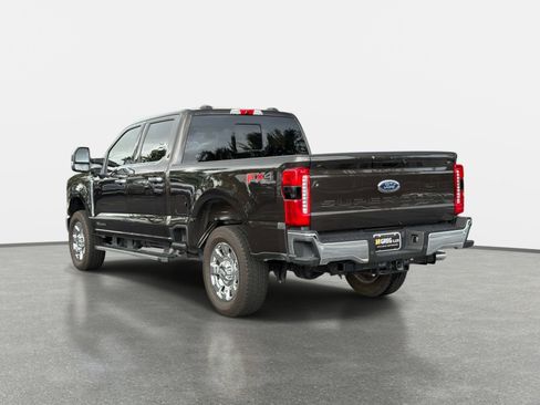 Used 2025 Ford F250 Lariat w/ Chrome Package AWD/4WD image 5