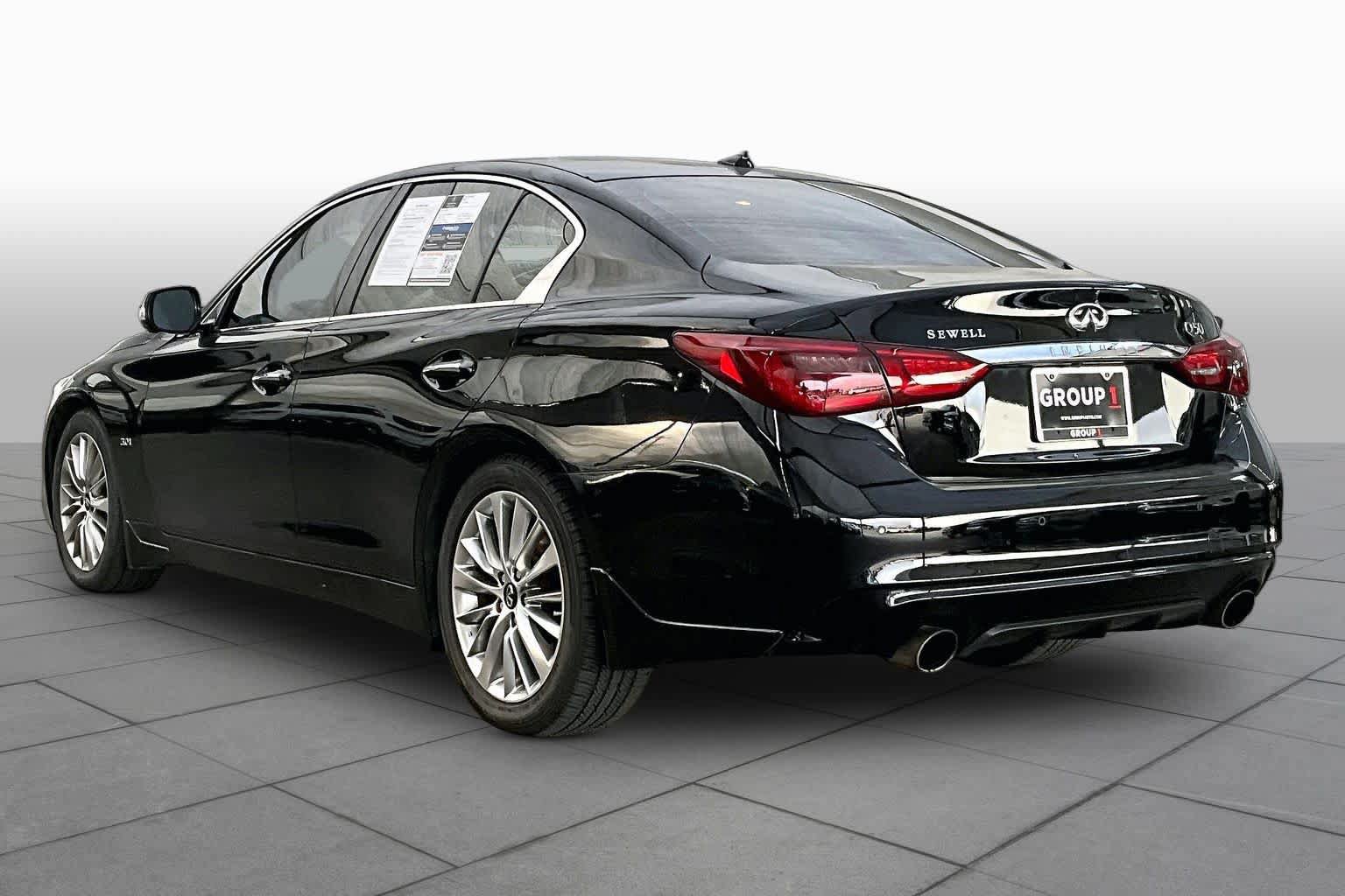 Used 2019 INFINITI Q50 Luxe w/ Essential Package (3.0T Luxe) RWD image 12