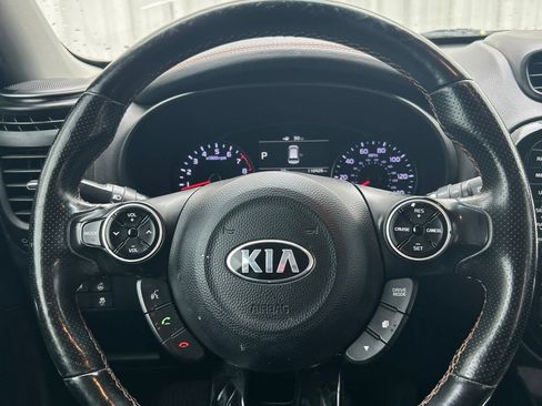 Used 2017 Kia Soul ! w/ Tech Package FWD image 19