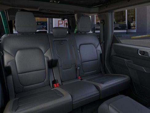 New 2025 Ford Bronco Outer Banks image 12