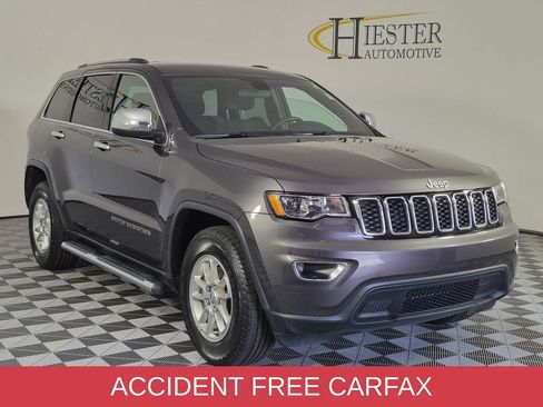 Used 2020 Jeep Grand Cherokee Laredo RWD image 2