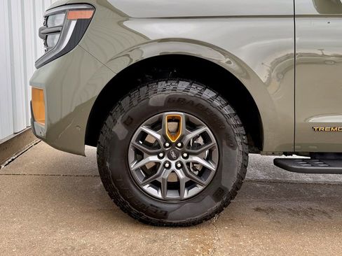 Used 2025 Ford Expedition Tremor image 46