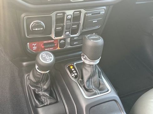 New 2026 Jeep Gladiator Mojave w/ Steel Bumper Group image 27