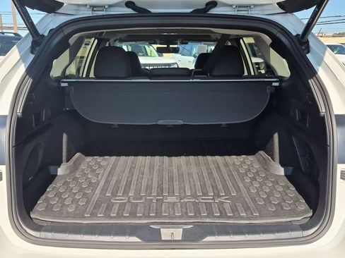 Used 2025 Subaru Outback Onyx Edition AWD/4WD image 28