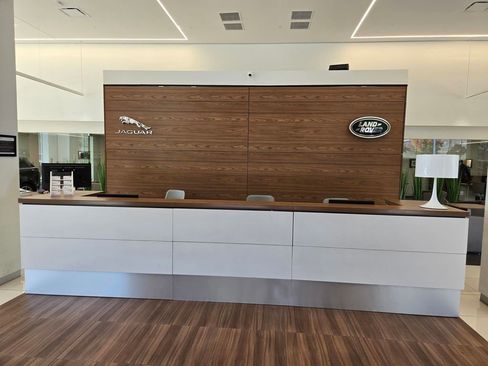 New 2026 Land Rover Range Rover SE AWD/4WD image 33