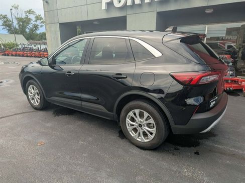 Used 2023 Ford Escape Active AWD/4WD image 9