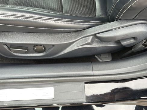 Used 2024 Ford Mustang GT Premium image 19