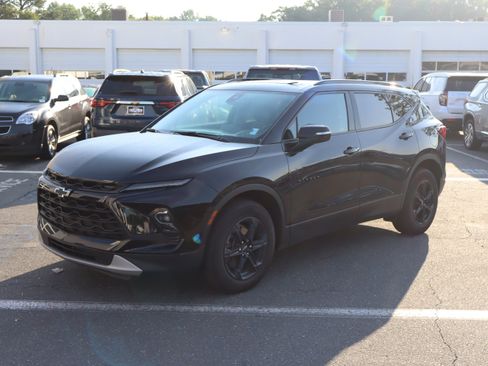 Used 2023 Chevrolet Blazer LT w/ Sound & Technology Package AWD/4WD image 16
