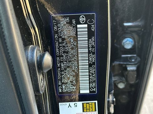 Used 2017 Toyota Prius Two image 28