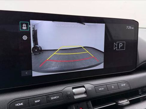 Used 2025 Kia K4 FWD image 33